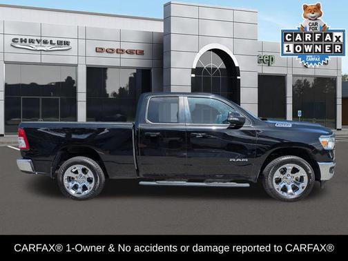 Diamond Black Crystal Pearlcoat 2021 RAM 1500 Big Horn/Lone Star