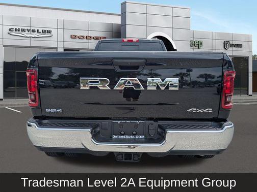Diamond Black Crystal Pearlcoat 2026 RAM 3500 Tradesman Crew Cab 4x4 8' Box