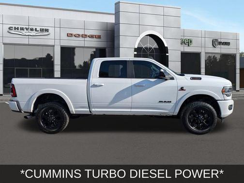2020 RAM 2500 Laramie Crew Cab 4X4 6'4' Box