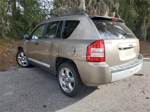Photo 3 of 4 of 2007 Jeep Compass Limited