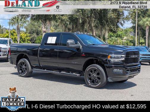 Diamond Black Crystal Pearlcoat 2023 RAM 3500 Laramie Crew Cab 4x4 6'4' Box