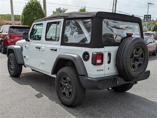 2024 Jeep Wrangler Sport