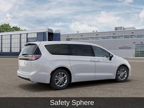 Bright White Clearcoat 2026 Chrysler Pacifica L
