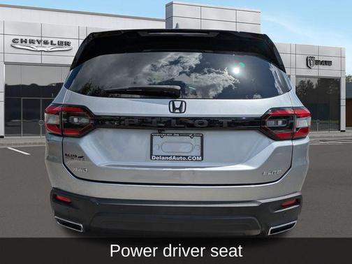 Lunar Silver Metallic 2023 Honda Pilot AWD Elite