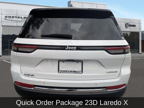 2025 Jeep Grand Cherokee Laredo