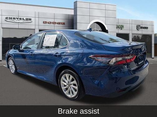 2023 Toyota Camry LE