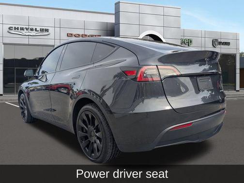 2024 Tesla Model Y Standard Range