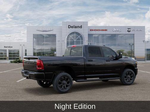 Diamond Black Crystal Pearlcoat 2026 RAM 3500 Big Horn Crew Cab 4x4 6'4' Box