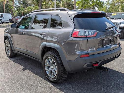 2020 Jeep Cherokee Trailhawk