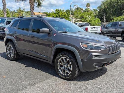 2020 Jeep Cherokee Trailhawk