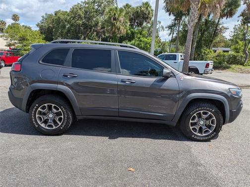 2020 Jeep Cherokee Trailhawk