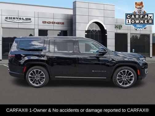 Diamond Black Crystal Pearlcoat 2024 Jeep Wagoneer Series III 4x4