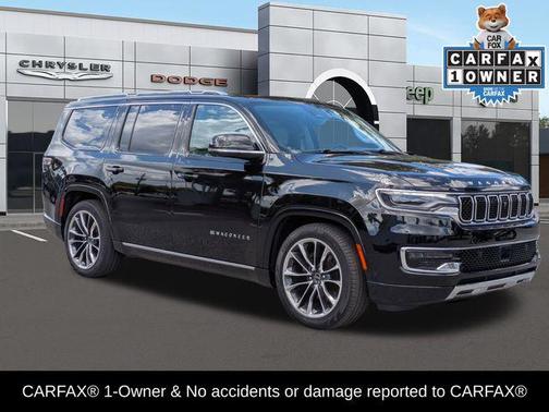 Diamond Black Crystal Pearlcoat 2024 Jeep Wagoneer Series III 4x4