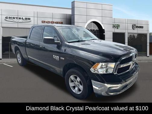 Diamond Black Crystal Pearlcoat 2020 RAM 1500 Classic SLT