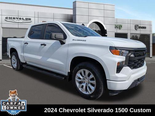 Summit White 2024 Chevrolet Silverado 1500 Custom