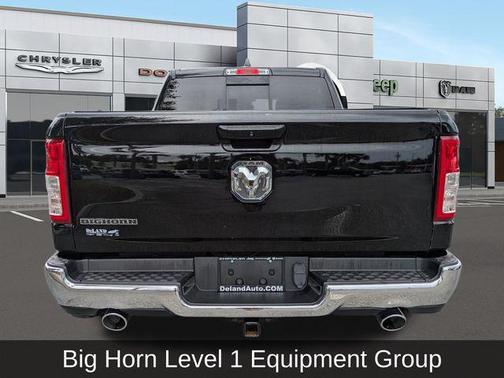 Diamond Black Crystal Pearlcoat 2021 RAM 1500 Big Horn/Lone Star