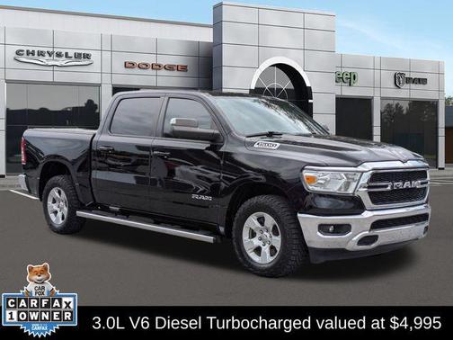 Diamond Black Crystal Pearlcoat 2021 RAM 1500 Big Horn/Lone Star