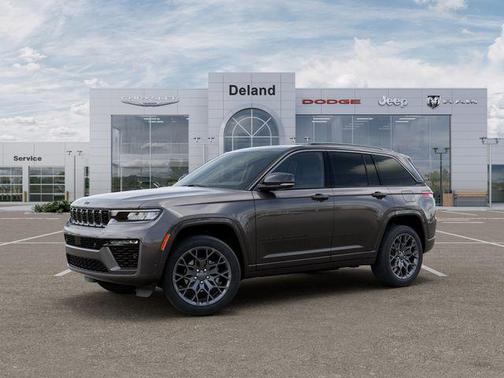 Baltic Gray Metallic Clearcoat 2026 Jeep Grand Cherokee Summit