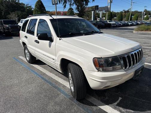 2002 Jeep Grand Cherokee Laredo