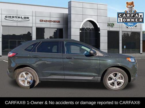 Forged Green Metallic 2022 Ford Edge SE