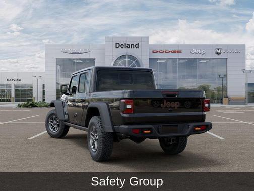 Black Clearcoat 2026 Jeep Gladiator Mojave 4x4