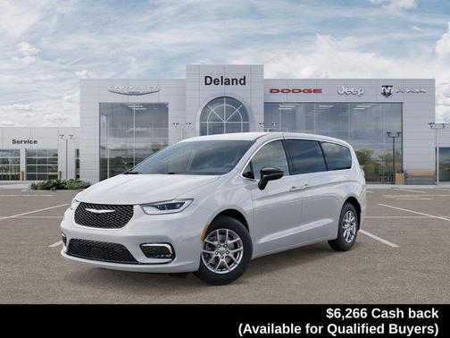 Bright White Clearcoat 2026 Chrysler Pacifica L