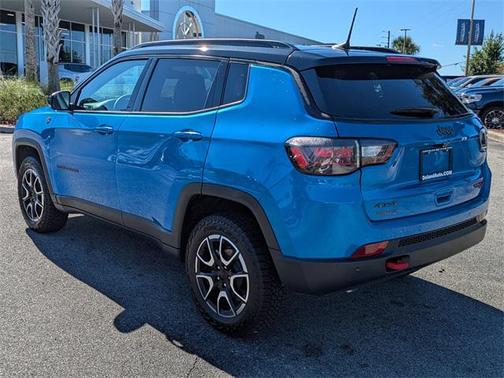 2024 Jeep Compass Trailhawk