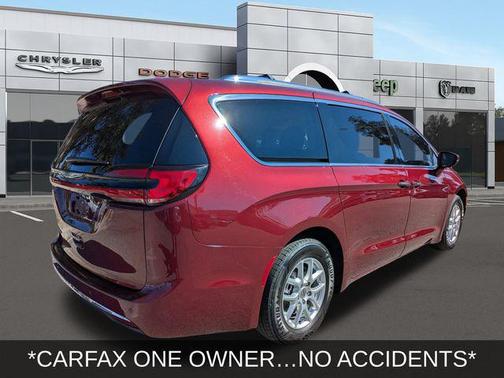 2021 Chrysler Pacifica Touring L