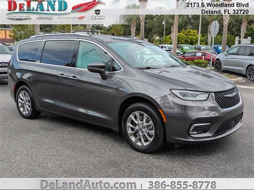 2021 Chrysler Pacifica Touring L