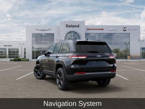Diamond Black Crystal Pearlcoat 2026 Jeep Grand Cherokee Limited