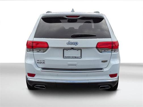 2019 Jeep Grand Cherokee Summit