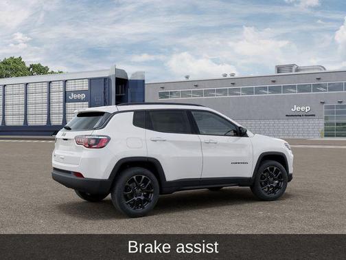 Bright White Clearcoat 2026 Jeep Compass Latitude