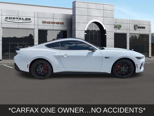 Oxford White 2025 Ford Mustang GT Premium
