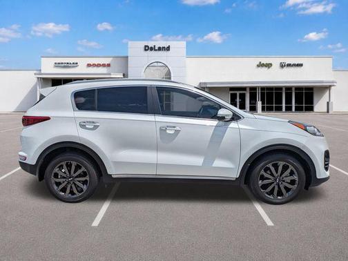 Snow White Pearl 2018 Kia Sportage EX