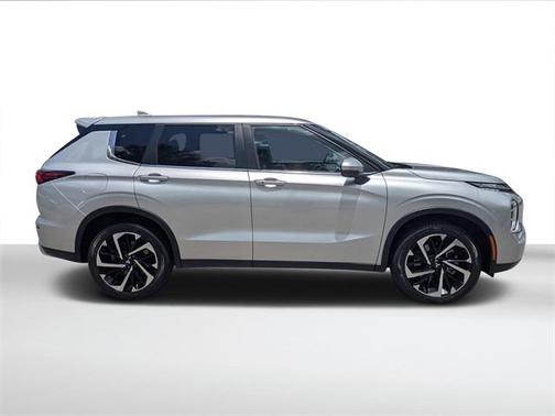 2022 Mitsubishi Outlander SE 2.5 2WD