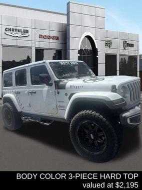 Bright White Clearcoat 2018 Jeep Wrangler Unlimited Sahara