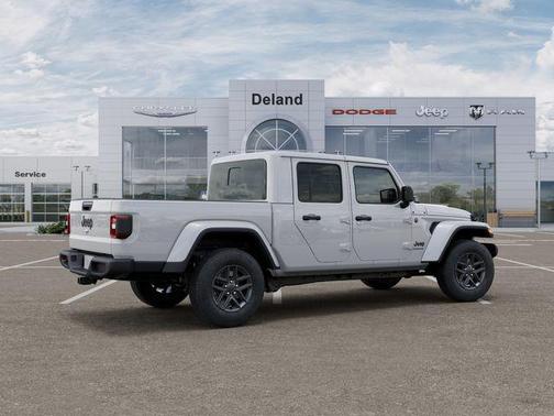 Bright White Clearcoat 2026 Jeep Gladiator Sport S