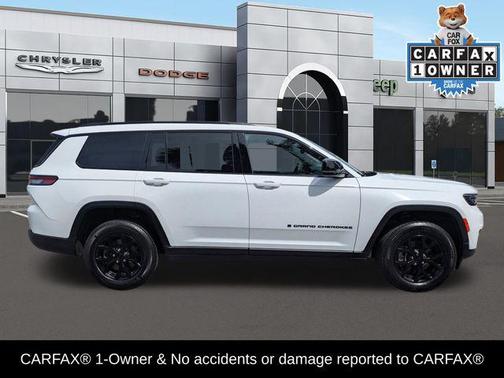 Bright White Clearcoat 2024 Jeep Grand Cherokee L Altitude