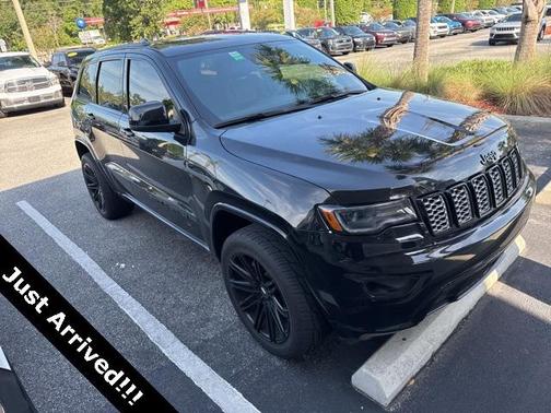 2021 Jeep Grand Cherokee Laredo