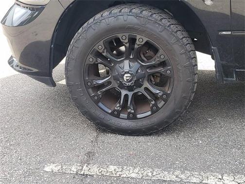 Photo 4 of 4 of 2015 RAM 1500 Sport