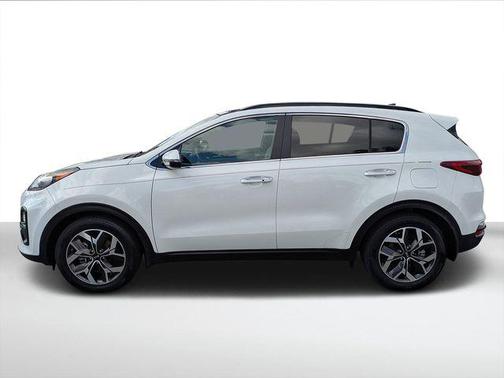 2022 Kia Sportage EX
