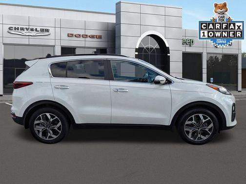 2022 Kia Sportage EX