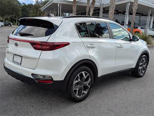 2022 Kia Sportage EX