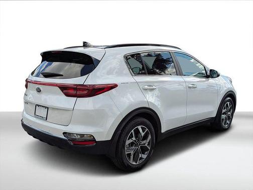 2022 Kia Sportage EX