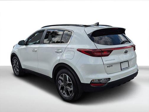 2022 Kia Sportage EX
