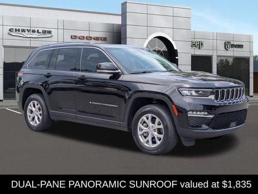 Diamond Black Crystal Pearlcoat 2022 Jeep Grand Cherokee Limited