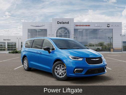 Hydro Blue Pearlcoat 2026 Chrysler Pacifica L