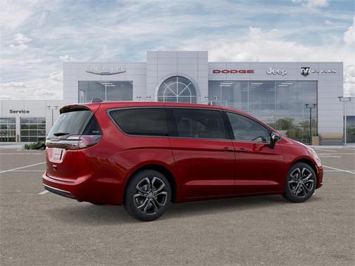 2026 Chrysler Pacifica L