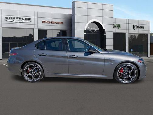 2024 Alfa Romeo Giulia Veloce RWD
