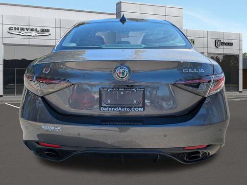 2024 Alfa Romeo Giulia Veloce RWD